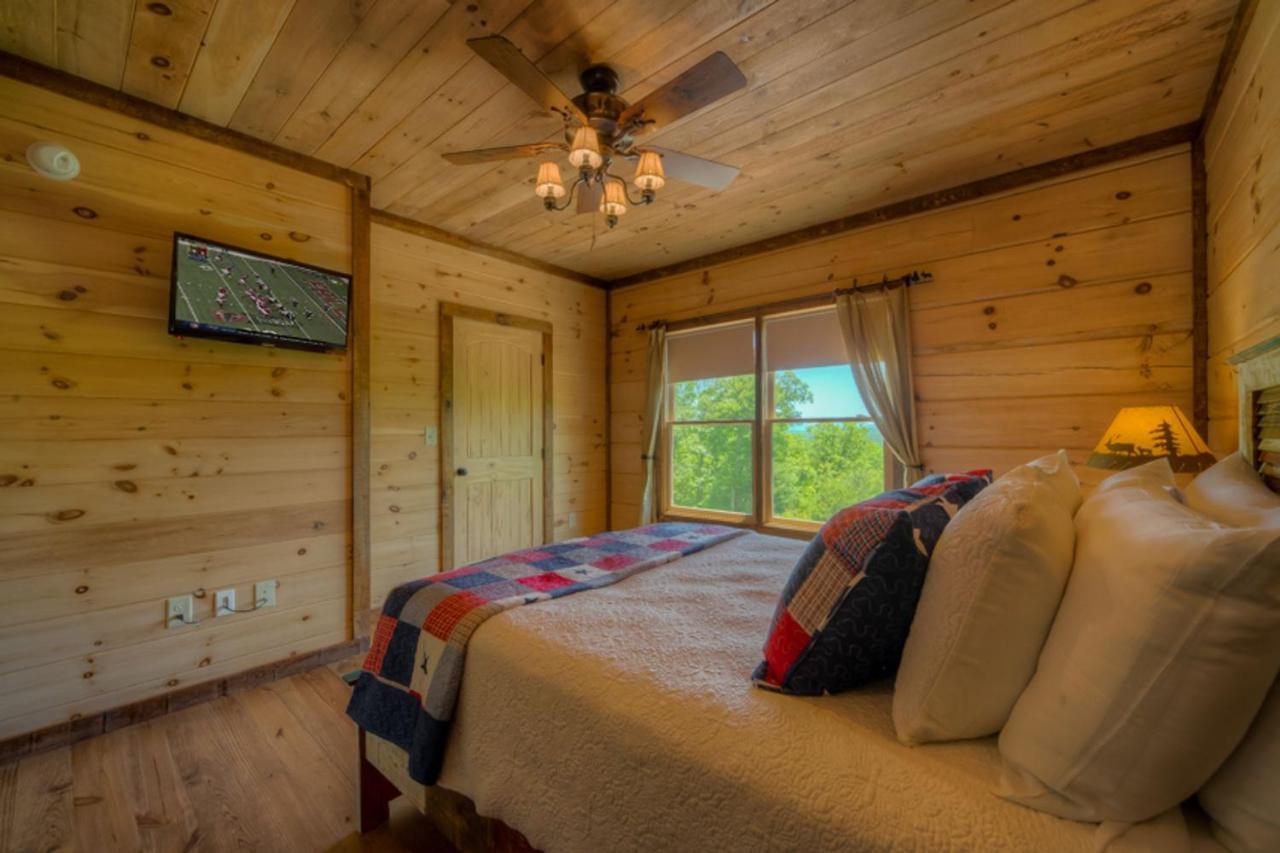 Sleepy Bear Hideaway Villa บลูริดจ์ ภายนอก รูปภาพ