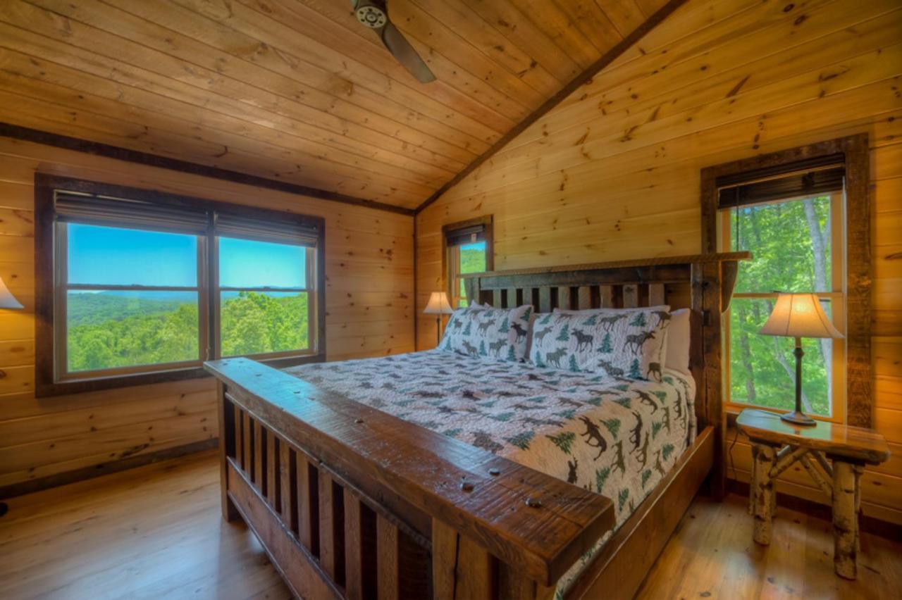 Sleepy Bear Hideaway Villa บลูริดจ์ ภายนอก รูปภาพ